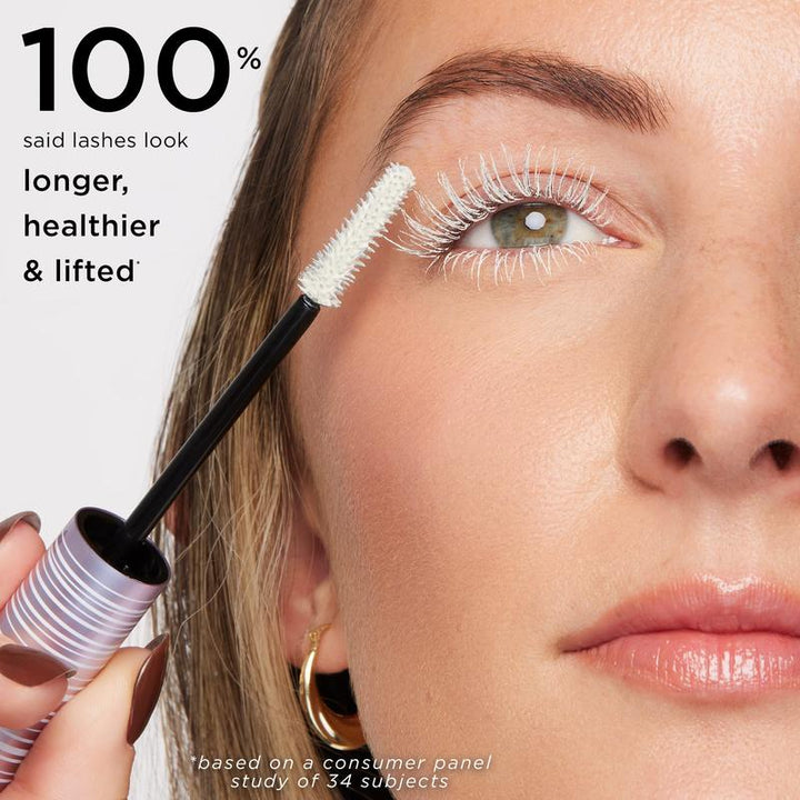 Mascara en primer in een tube met dubbele werking