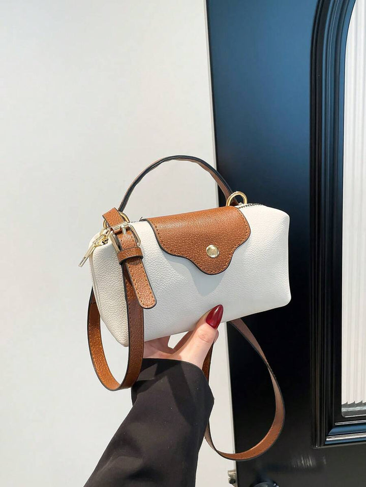 Mini waterdichte nylon tas voor dames met contrasterende details