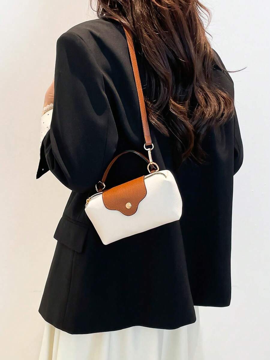 Mini waterdichte nylon tas voor dames met contrasterende details