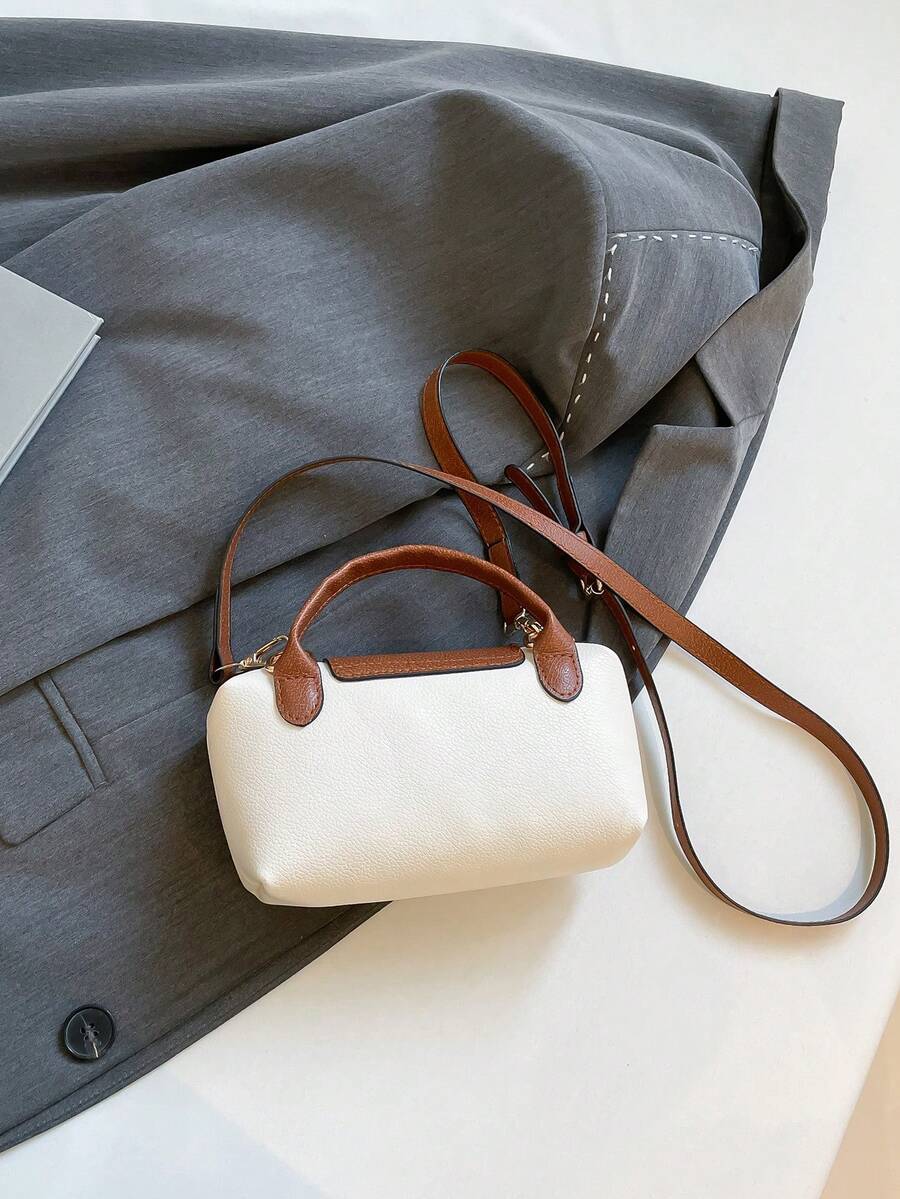 Mini waterdichte nylon tas voor dames met contrasterende details