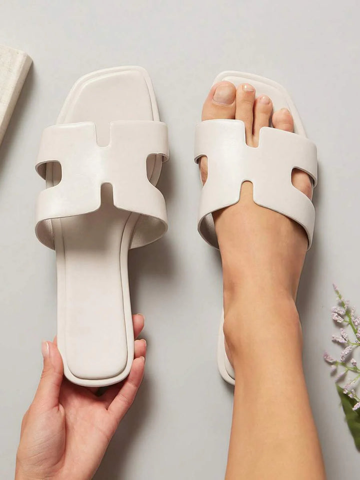 Valenne Slide – Minimalistische Luxe Platte Sandalen