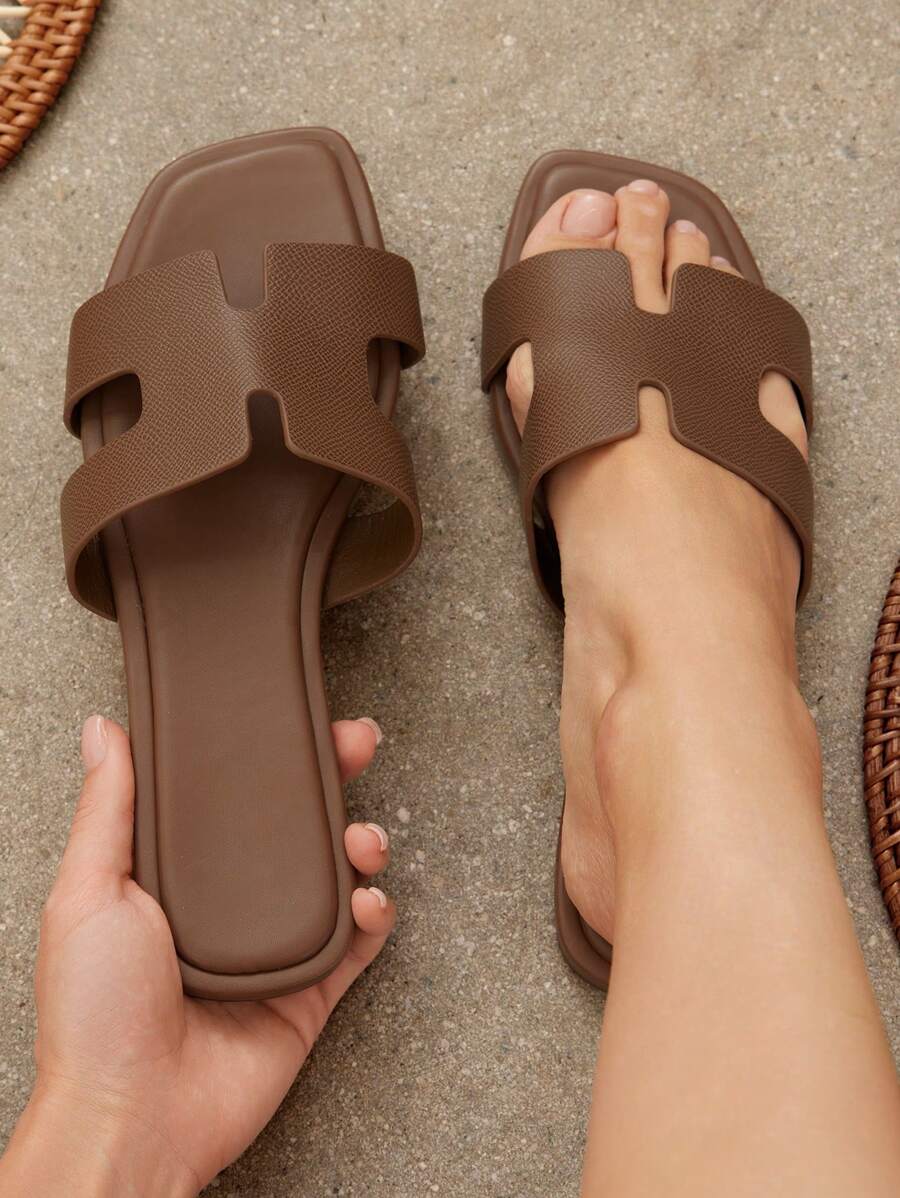 Valenne Slide – Minimalistische Luxe Platte Sandalen