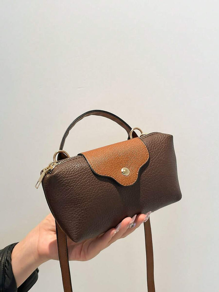 Mini waterdichte nylon tas voor dames met contrasterende details