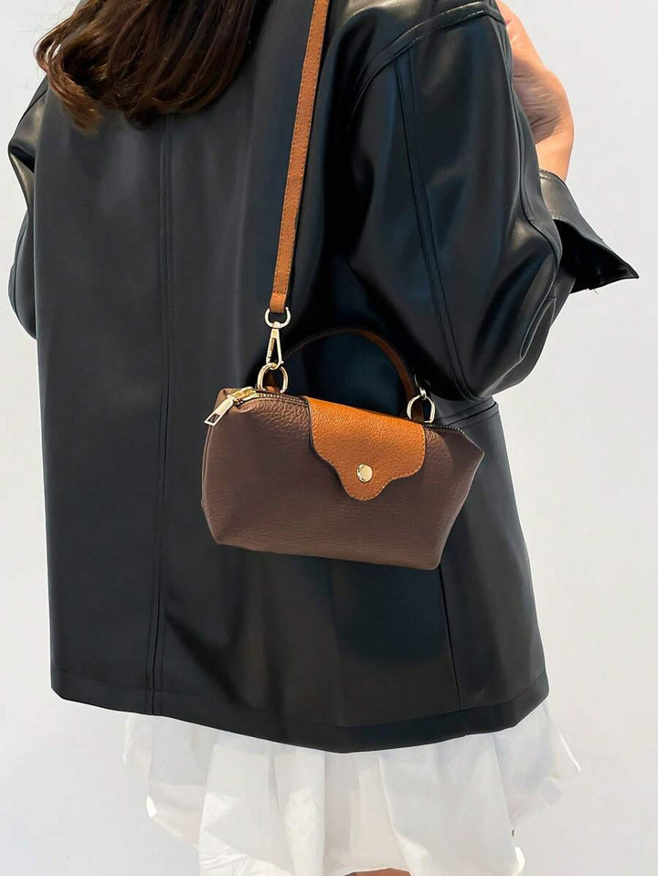 Mini waterdichte nylon tas voor dames met contrasterende details