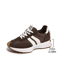 Sneakers met dikke zolen