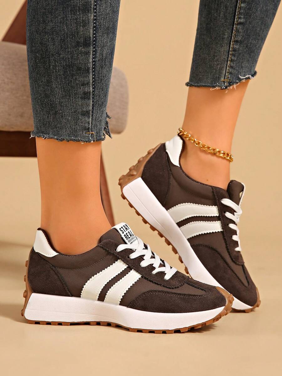 Sneakers met dikke zolen