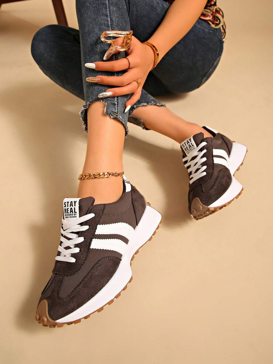 Sneakers met dikke zolen