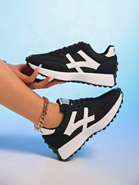 Sneakers met dikke zolen