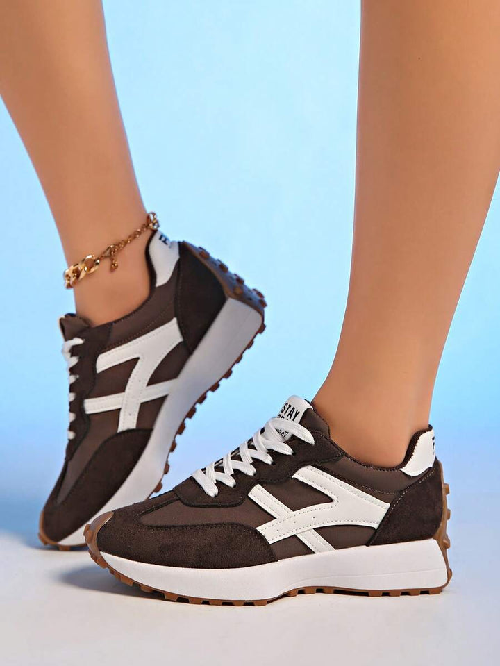 Sneakers met dikke zolen