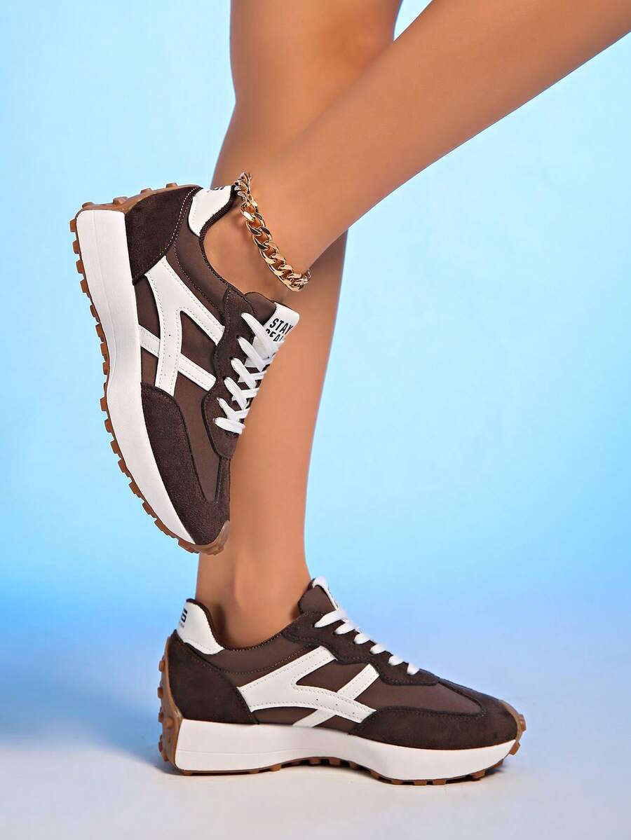 Sneakers met dikke zolen