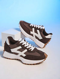 Sneakers met dikke zolen