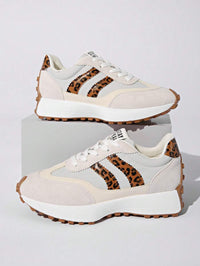 Sneakers met dikke zolen