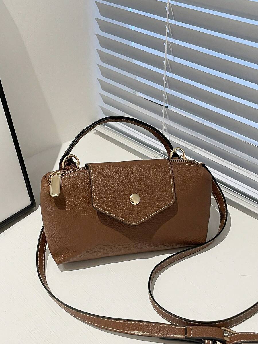 Mini waterdichte nylon tas voor dames met contrasterende details