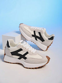 Sneakers met dikke zolen