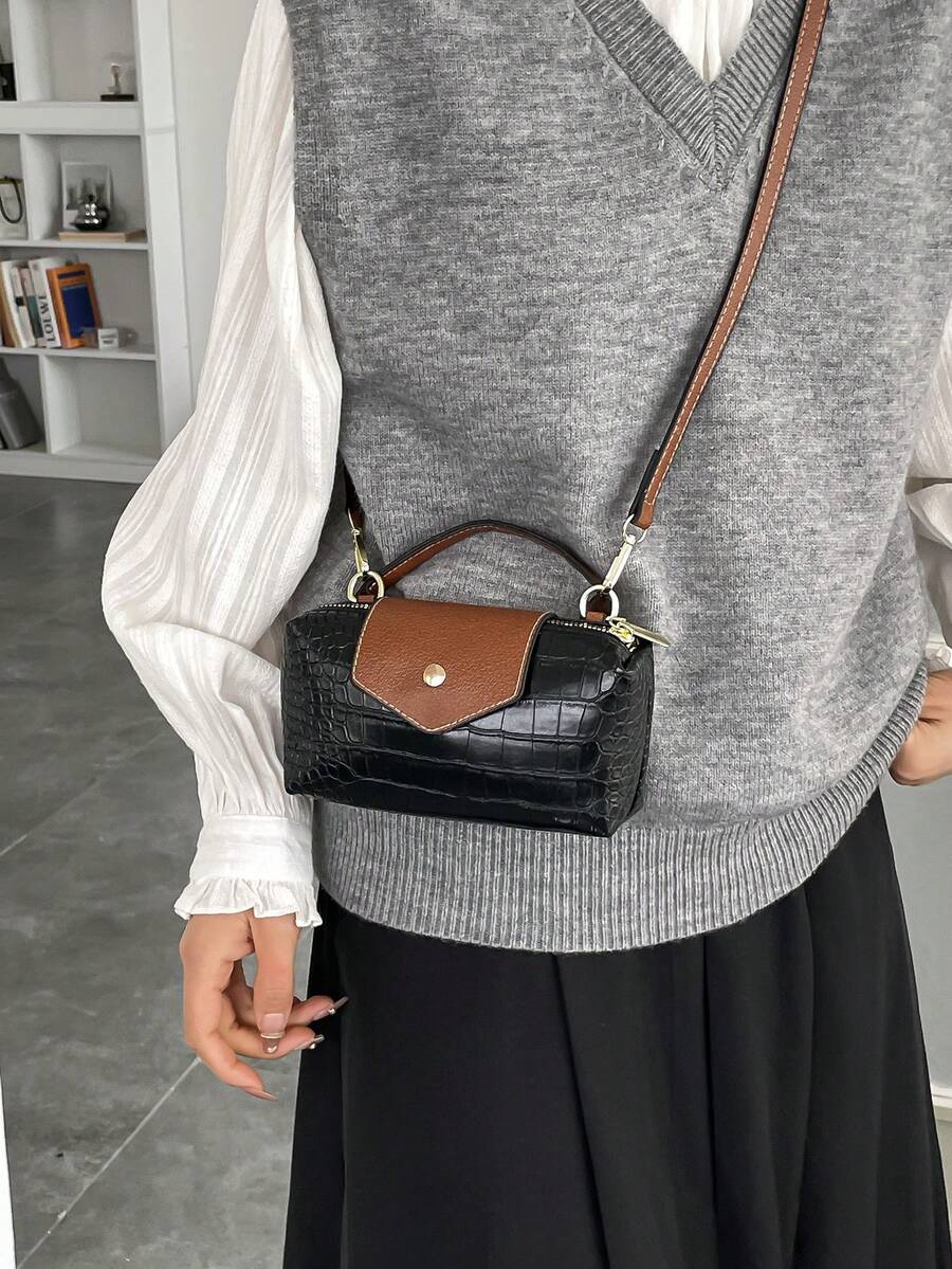Mini waterdichte nylon tas voor dames met contrasterende details