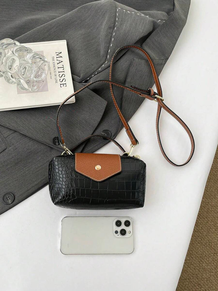 Mini waterdichte nylon tas voor dames met contrasterende details