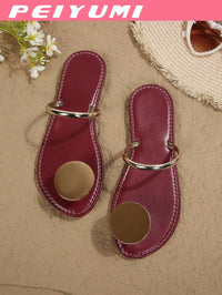 Kaelis Charm – Boho Statement Platte Sandalen
