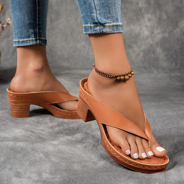 Luma Thong Sandalen met blokhak