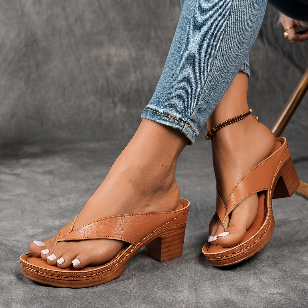 Luma Thong Sandalen met blokhak