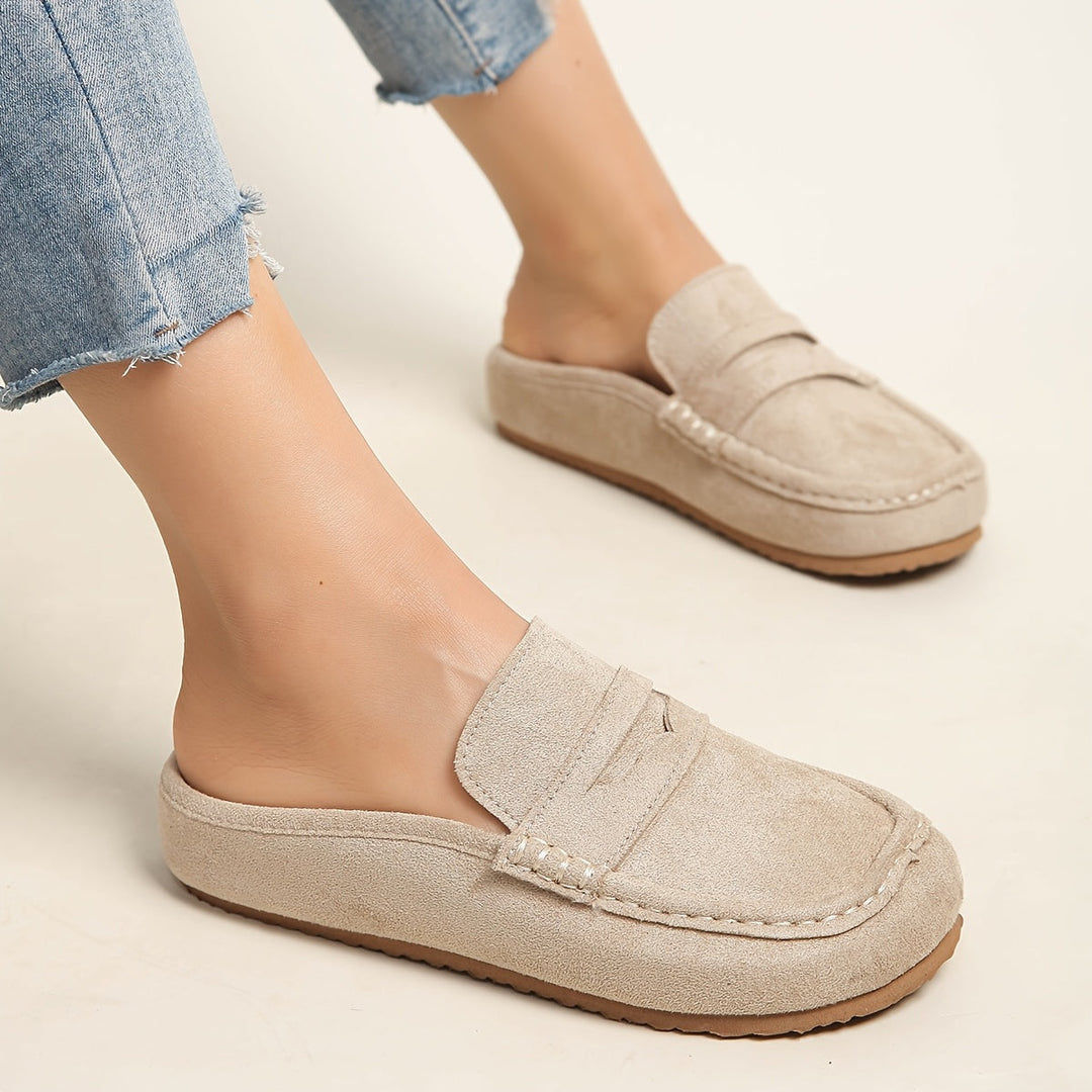 SoftStep Suede Muil Loafers