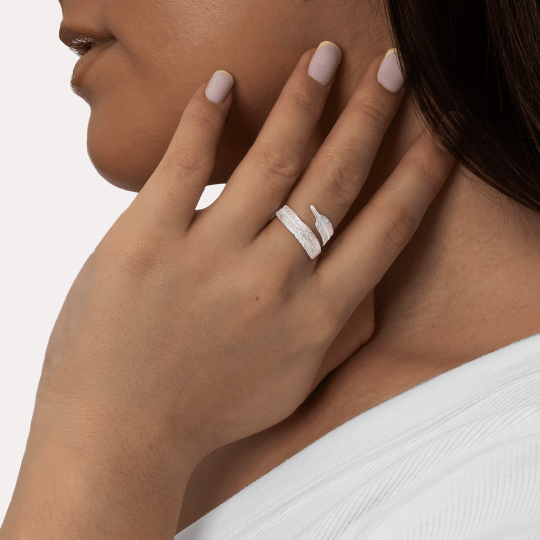 Sterling Zilveren Verstelbare Veren Ring - "Ring Van Bescherming"
