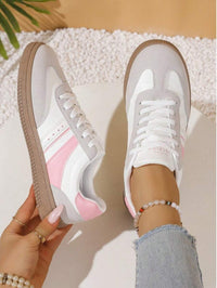 Harper Court Retro Streep Sneaker
