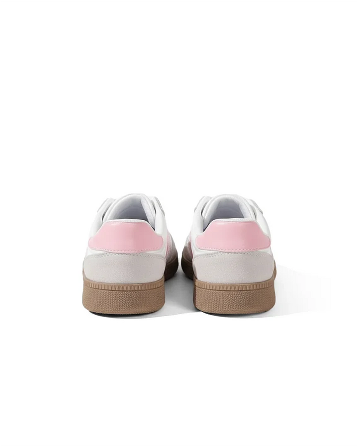 Harper Court Retro Streep Sneaker
