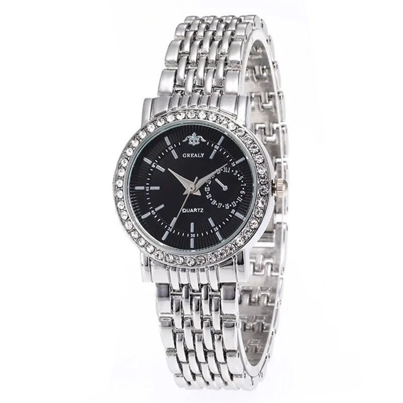Horloge met kristallen rand