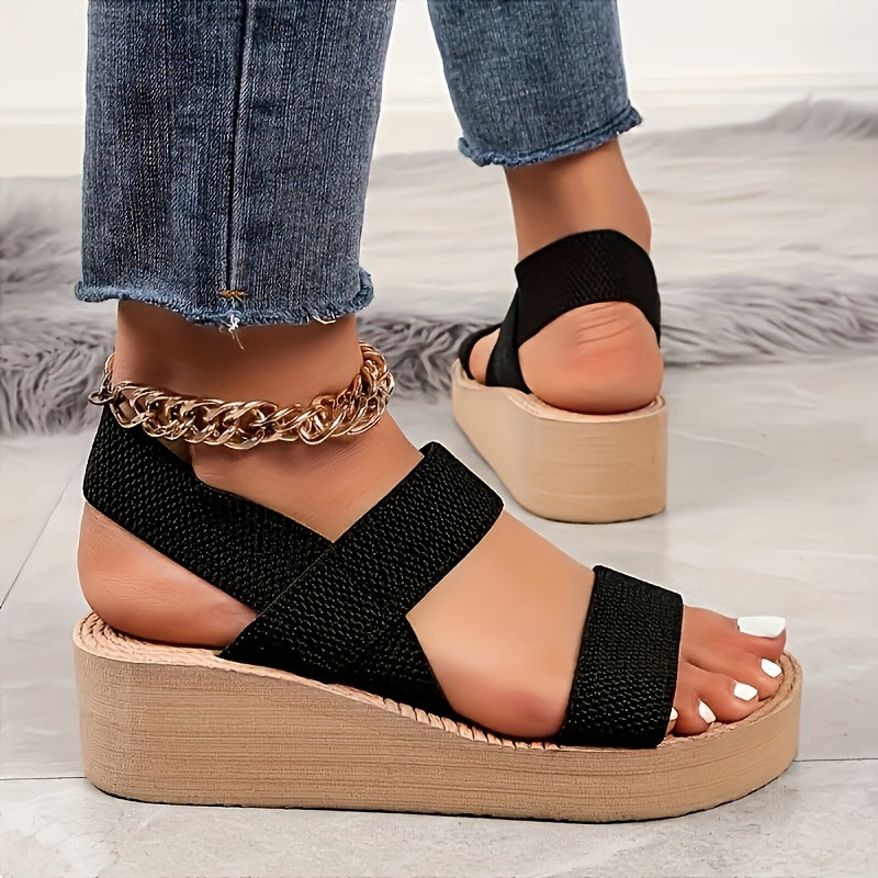Sandalen met bandjes over de wreef en plateauzool